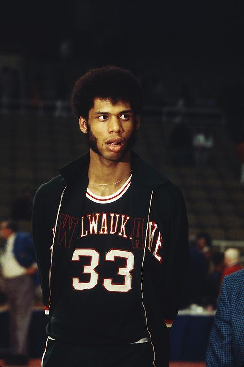 何能在官方 何能在官方